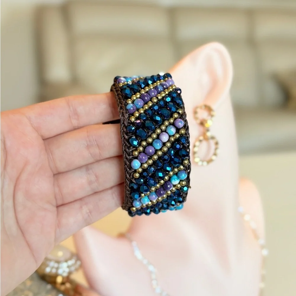 ⚜️ Beaded Bracelet with Blue and Purple Accents - Picture 3 of 7